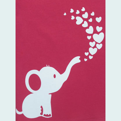 Detailed view of soft cotton fabric and stitching on dark pink T-shirt – high-quality baby clothes for girls.