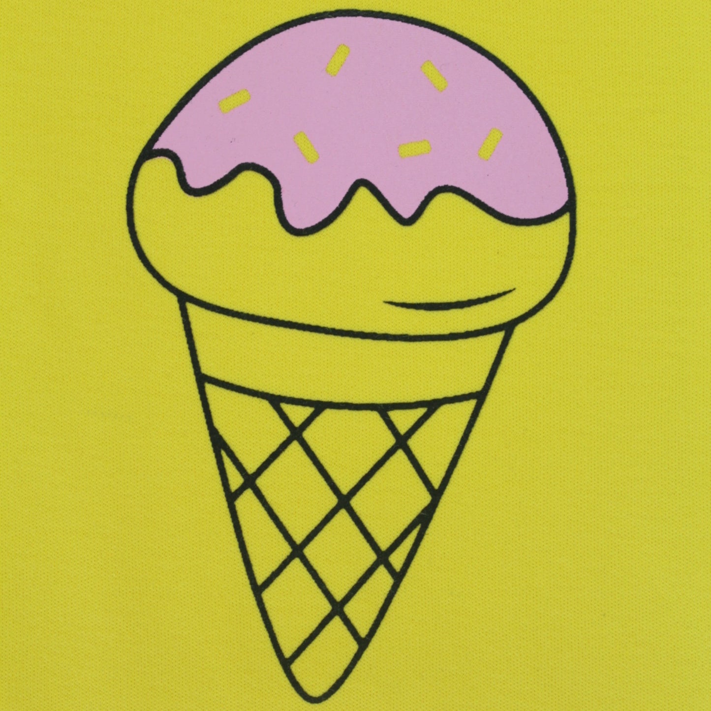 Detailed view of stitching and premium cotton material on yellow jogger pants – high-quality girlish outfits for bedtime comfort.